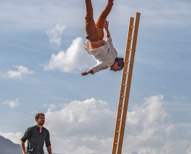 Une soirée dans les airs entre cirque et musique ! à Valréas - 2